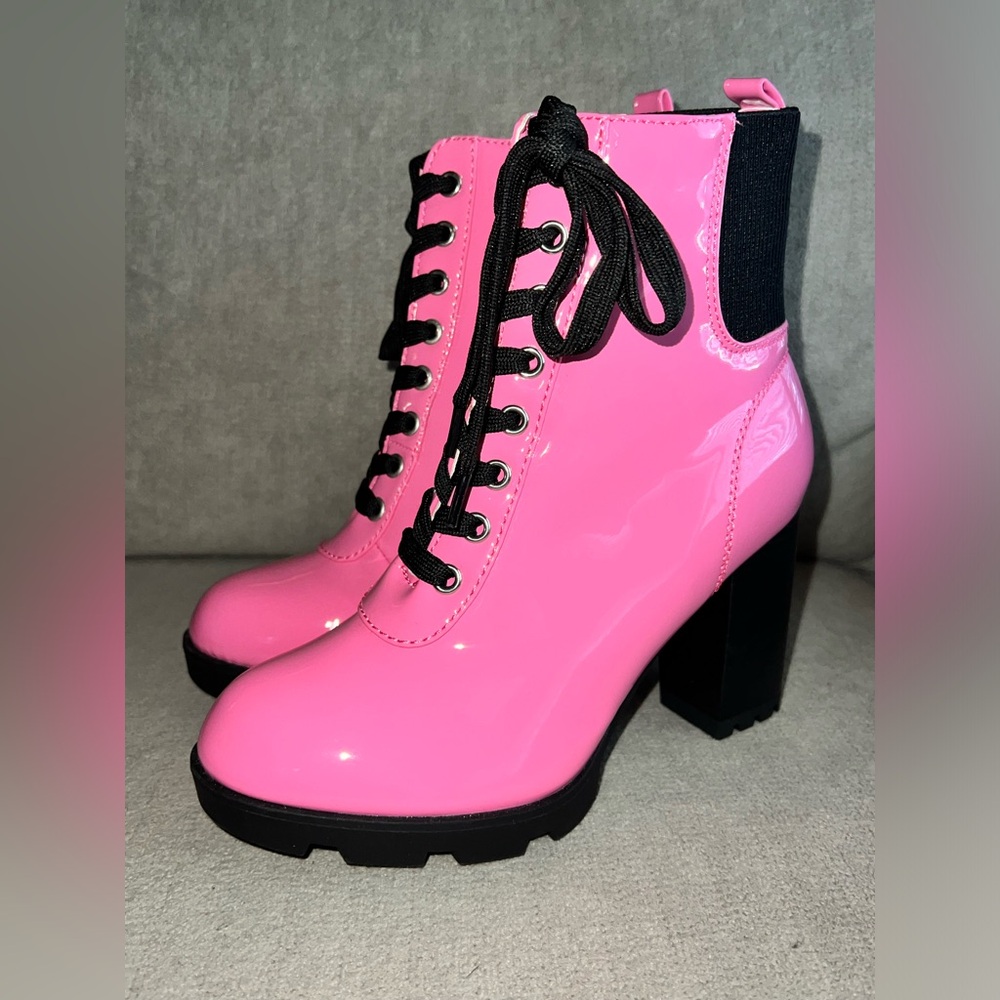 Pink Patent leather Lace Up Combat Booties Women’s Size 7